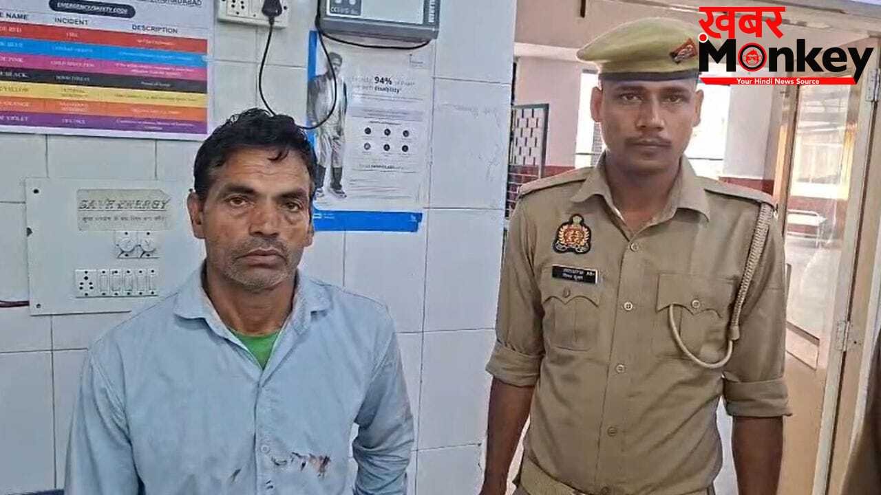 मुरादाबाद में वर्दी को चैलेंज! 53 साल के शख्स ने 13 साल की मासूम से की दरिंदगी, फिर दरोगा पर चाकू से किया हमला