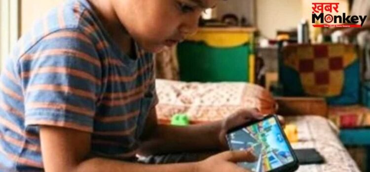बच्चों को ऑटिज्म का शिकार बना रही मोबाइल फोन की लत, AIIMS की रिसर्च में बड़ा खुलासा