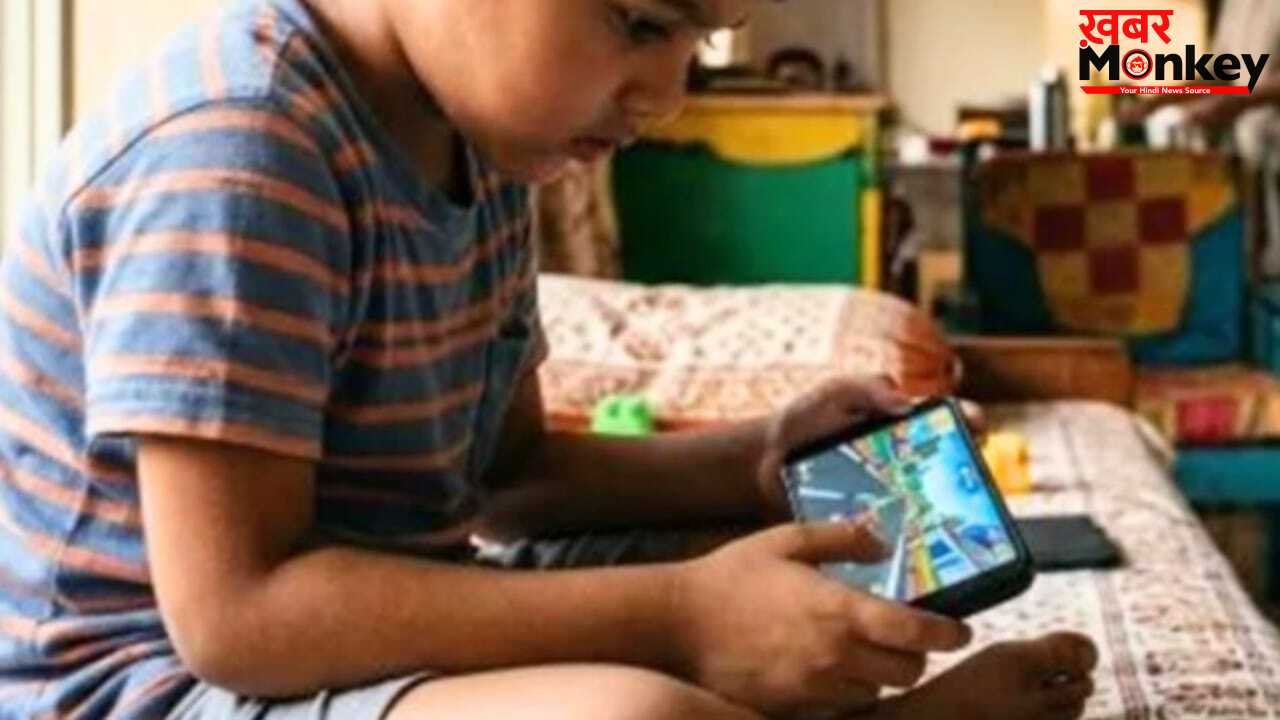 बच्चों को ऑटिज्म का शिकार बना रही मोबाइल फोन की लत, AIIMS की रिसर्च में बड़ा खुलासा