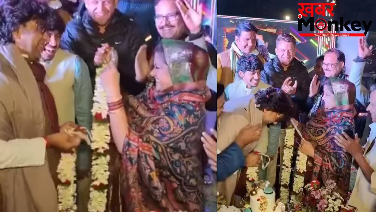 फिर दूल्हा-दुल्हन बने रेणुका शहाणे-आशुतोष राणा, 25वीं एनिवर्सरी पर एक-दूजे को पहनाई वरमाला, जश्न में शामिल हुए बेटे