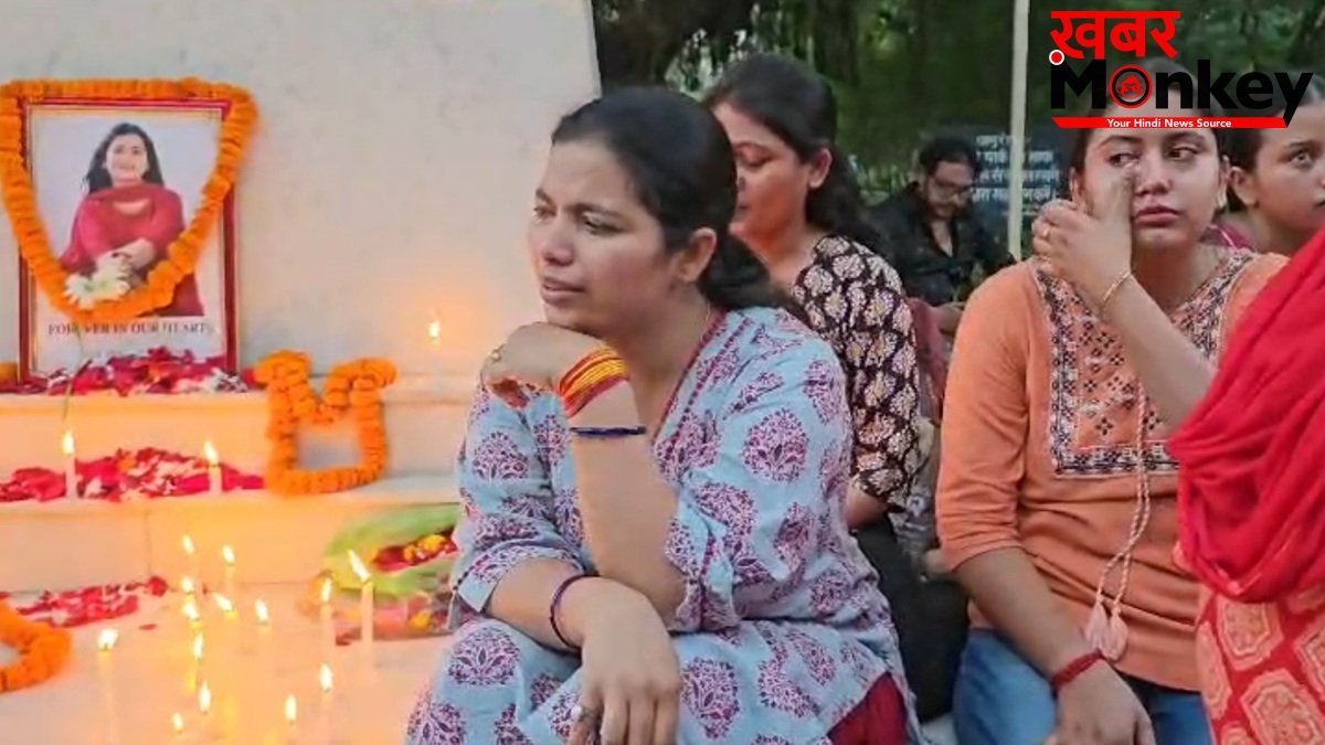 रत्ना सिंह सुसाइड केस: मुख्य आरोपी की पत्नी भी अरेस्ट, बहनों ने गोरखपुर में किया श्रद्धांजलि सभा का आयोजन