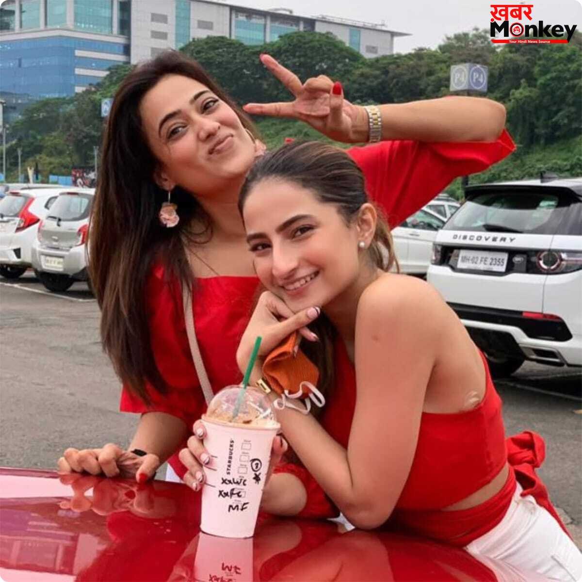 Palak Tiwari Photos: अमृतसर के गोल्डन टेंपल पहुंचीं श्वेता तिवारी की बेटी पलक, सादगी ने जीता फैंस का दिल