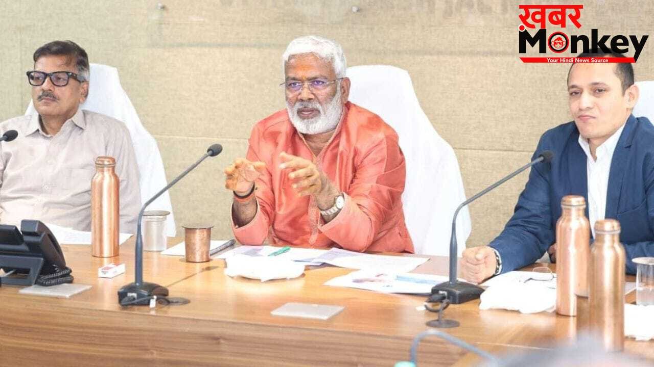 बरेली हादसे के बाद जलशक्ति मंत्री स्वतंत्र देव सिंह का एक्शन, टंकी निर्माण एजेंसी ब्लैकलिस्ट