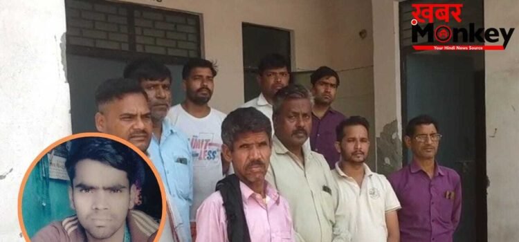 बरेली में हाईटेंशन लाइन टूटने से हादसा… करंट लगने से 2 लोगों की मौत, 1 झुलसा बरेली में हाईटेंशन लाइन टूटने से हादसा… करंट लगने से 2 लोगों की मौत, 1 झुलसा