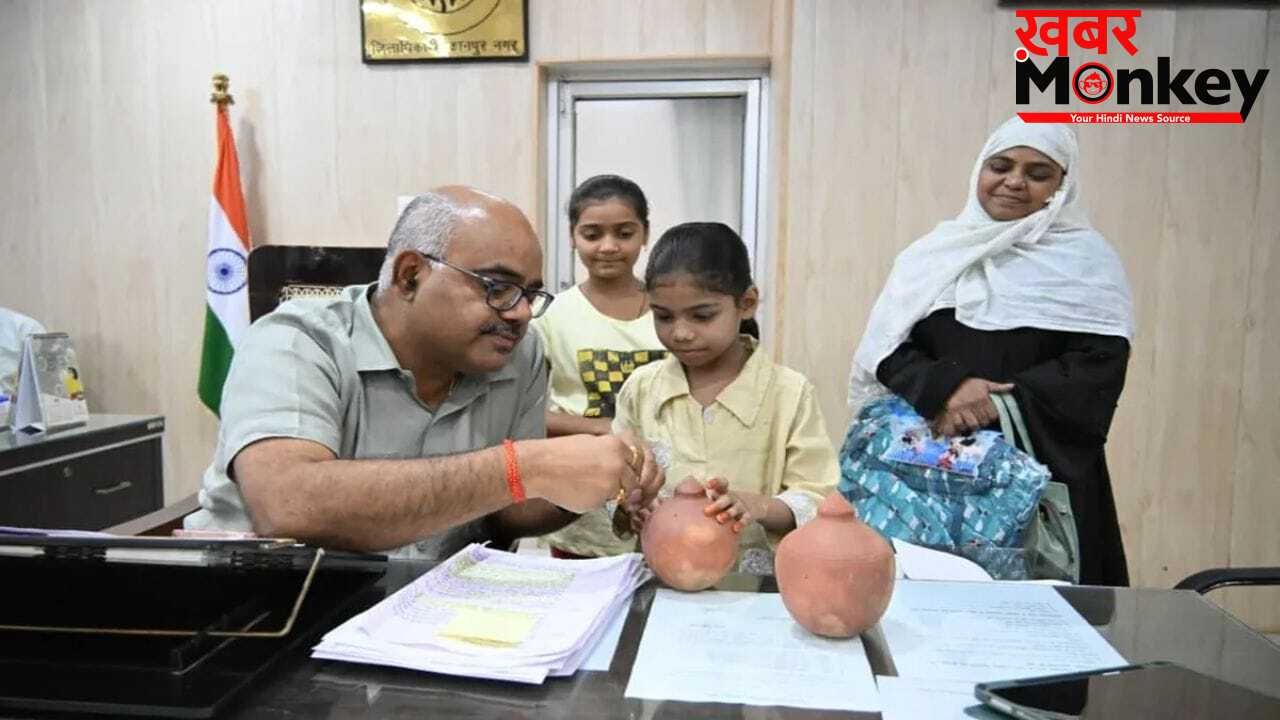 ​मासूम की गुल्लक पर पड़ा ‘डाका’, सिसकती बच्ची की कहानी सुन पसीजा कानपुर DM का दिल