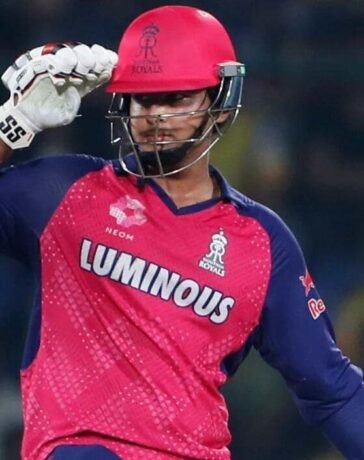 IPL 2026: 15 साल के Vaibhav Suryavanshi ने रचा इतिहास, सबसे कम उम्र में जीती Orange Cap