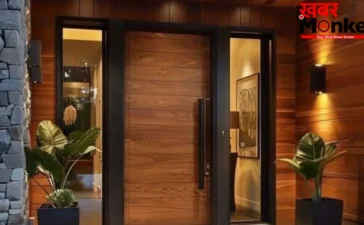 Money Vastu Tips:लाख कोशिशों के बाद भी नहीं टिक रहा पैसा? मेन डोर के सामने से तुरंत हटाएं ये 5  चीजें