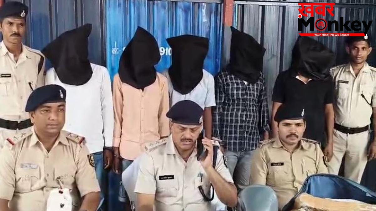 पुलिस ने चलाया विशेष चेकिंग अभियान, 4 लाख के कोडिंग कफ सिरप के साथ 5 गिरफ्तार