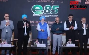 फ्लेक्स फ्यूल लॉन्च पहला पंप खुला; पेट्रोल से 20 रुपए मिलेगा सस्ता फ्लेक्स फ्यूल लॉन्च पहला पंप खुला; पेट्रोल से 20 रुपए मिलेगा सस्ता