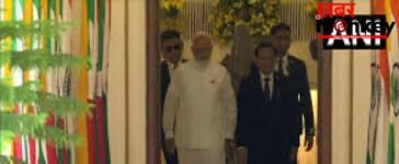 जिसे पागलों की तरह डरा रहा चीन, वो अचानक मोदी से मिलने आया!