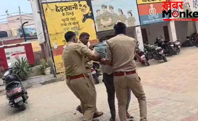 Ghaziabad News: ‘धर्म बदलो वरना बच्चों को मार देंगे’… पत्नी-सास से परेशान पति ने थाने में की आत्मदाह की कोशिश