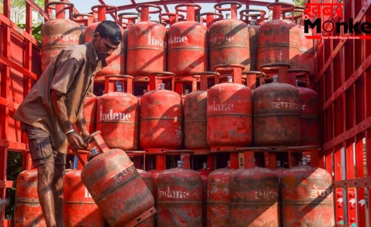 ₹29 महंगा हुआ 14.2 किलो वाला LPG सिलेंडर, जानें आपके शहर में अब कितने रुपये में मिलेगा घरेलू गैस सिलेंडर