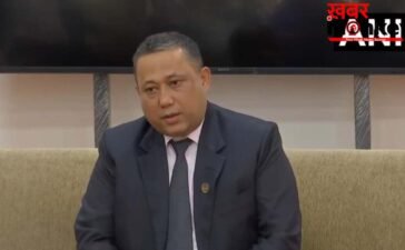 नेपाल के विदेश मंत्री Shishir Khanal ने दोस्ती का हाथ बढ़ाया पर Kalapani-Lipulekh पर चेताया भी नेपाल के विदेश मंत्री Shishir Khanal ने दोस्ती का हाथ बढ़ाया पर Kalapani-Lipulekh पर चेताया भी