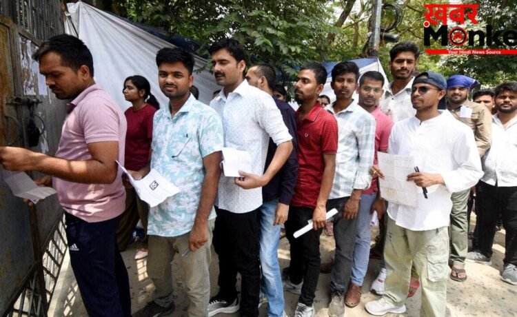 UP Police Exam 2026: यूपी पुलिस परीक्षा से 24 घंटे पहले टेलीग्राम पर शेयर हुआ QR कोड, जानें इसके पीछे की साजिश, एक्शन में STF UP Police Exam 2026: यूपी पुलिस परीक्षा से 24 घंटे पहले टेलीग्राम पर शेयर हुआ QR कोड, जानें इसके पीछे की साजिश, एक्शन में STF