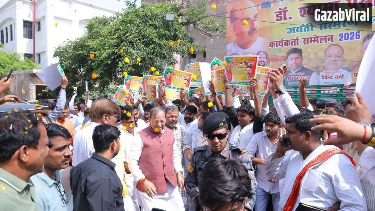 राम मंदिर चंदा विवाद पर अरुण सिंह ने विपक्ष को घेरा; सम्मेलन के बाद नाश्ते के पैकेटों पर मची छीना-झपटी