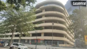 नोएडा सेक्टर-18 की मल्टी लेवल कार पार्किंग से गिरने से महिला की मौत, पुलिस जांच में जुटी​