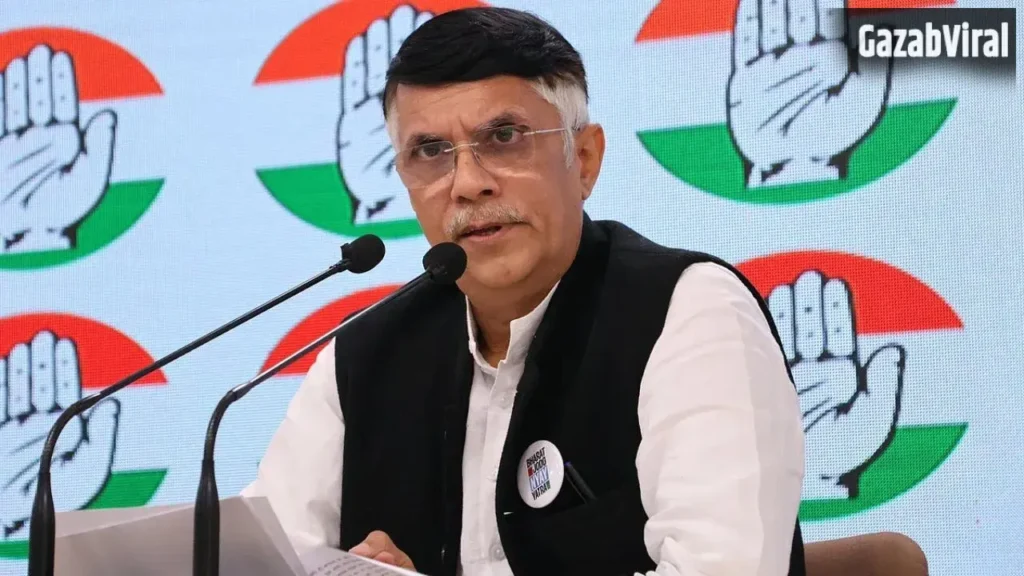 राम मंदिर चंदा चोरी पर गरमाई सियासत: पवन खेड़ा बोले- ‘संघ का रवैया मुंह में राम, बगल में छुरी’​