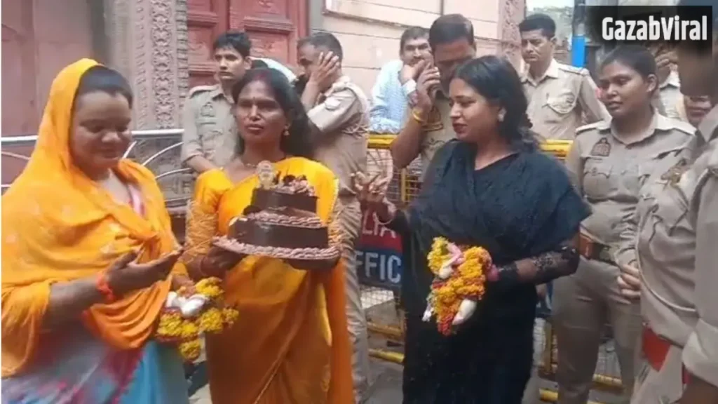वृंदावन में हाई वोल्टेज ड्रामा: बांके बिहारी मंदिर में केक ले जाने पर मीरा राठौर और पुलिस में बहस, जानिए मामला​