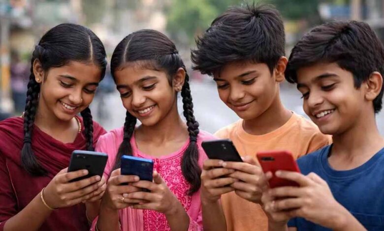 बच्चों की डिजिटल लत बढ़ती चिंता, सोशल मीडिया पर एज लिमिट लागू करने की तैयारी बच्चों की डिजिटल लत बढ़ती चिंता, सोशल मीडिया पर एज लिमिट लागू करने की तैयारी