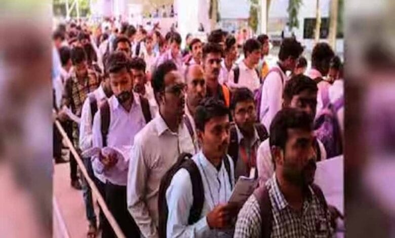 छत्तीसगढ़ में रोजगार की बाढ़, 15 हजार युवाओं को जल्द मिलेगी नौकरी