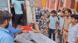 4 बच्चों की माँ दूसरे समुदाय के युवक संग भागी! पति से बोली- “तुम जहर खा लो…” – और टूट गया 20 साल का रिश्ता, पति ने दी जान 4 बच्चों की माँ दूसरे समुदाय के युवक संग भागी! पति से बोली- “तुम जहर खा लो…” – और टूट गया 20 साल का रिश्ता, पति ने दी जान