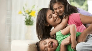 OMG! 8 पुरुषों से 11 बच्चे, अब 30 का है टारगेट? वजह जानकर आप हो जाएंगे दंग, ऑटो कंपनियां भी हैरान! OMG! 8 पुरुषों से 11 बच्चे, अब 30 का है टारगेट? वजह जानकर आप हो जाएंगे दंग, ऑटो कंपनियां भी हैरान!