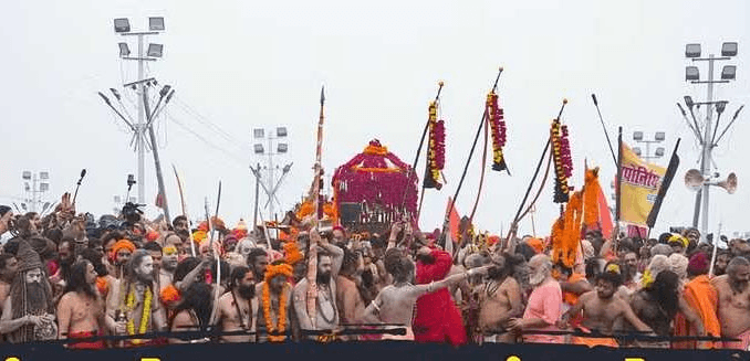 Maha Kumbh 2025 कुंभ के बाद कहां चले जाते हैं और क्या करते हैं नागा साधु, जानिए इनकी रहस्यमयी बातें!! “ • ˌ Maha Kumbh 2025 कुंभ के बाद कहां चले जाते हैं और क्या करते हैं नागा साधु, जानिए इनकी रहस्यमयी बातें!! “ • ˌ