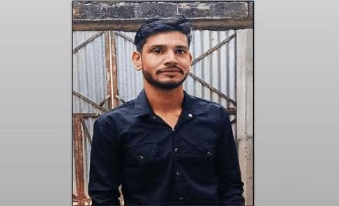कंधा टकराने पर युवक को चाकू से काट डाला… बचाने आए पिता और भाई को भी मारे चाकू!! “ • ˌ कंधा टकराने पर युवक को चाकू से काट डाला… बचाने आए पिता और भाई को भी मारे चाकू!! “ • ˌ