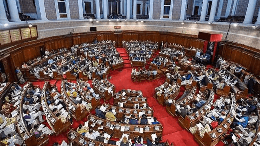 पश्चिम बंगाल: विरोध प्रदर्शन करना पड़ा महंगा, विधानसभा के मौजूदा सत्र से बीजेपी के 4 विधायक निलंबित पश्चिम बंगाल: विरोध प्रदर्शन करना पड़ा महंगा, विधानसभा के मौजूदा सत्र से बीजेपी के 4 विधायक निलंबित