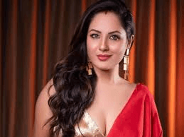 Pooja Banerjee Fraud Case: 15 की उम्र में घर से भागी, फिर बन गई बिन ब्याही मां, 9 साल बाद पहले पति से तलाक ले टॉप एक्ट्रेस में हुई शामिल, अब किया ऐसा कांड कि पीछे पड़ी पुलिस! • Pooja Banerjee Fraud Case: 15 की उम्र में घर से भागी, फिर बन गई बिन ब्याही मां, 9 साल बाद पहले पति से तलाक ले टॉप एक्ट्रेस में हुई शामिल, अब किया ऐसा कांड कि पीछे पड़ी पुलिस! •