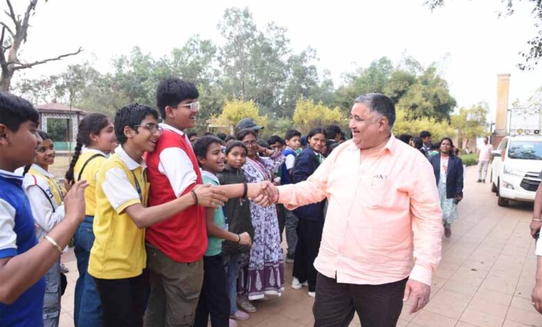 नंदनवन जंगल सफारी पहुंचे मंत्री राजेश अग्रवाल – Khabar Monkey नंदनवन जंगल सफारी पहुंचे मंत्री राजेश अग्रवाल – Khabar Monkey