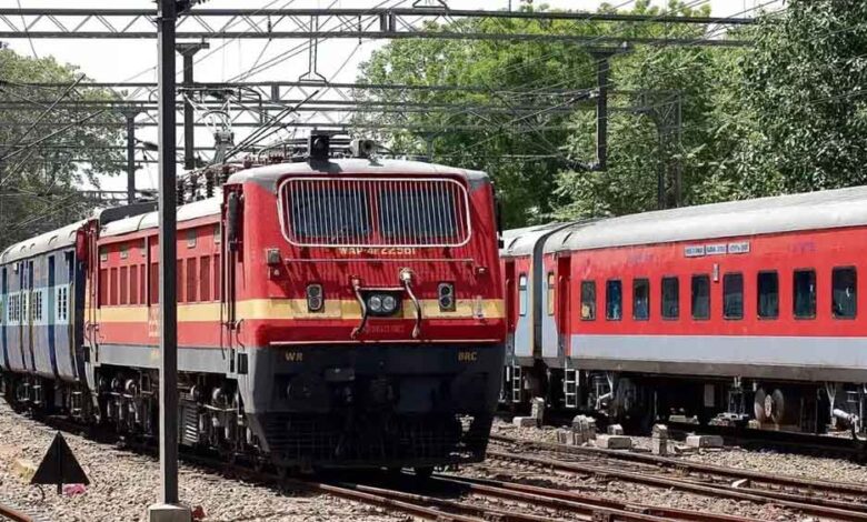 भोपाल-खजुराहो महामना और आरकेएमपी-आधारताल एक्सप्रेस में जुड़ेंगे लग्जरी कोच – Khabar Monkey